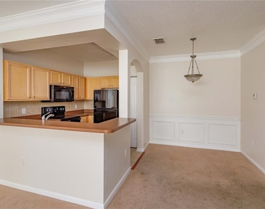 12849 Madison Point Circle - Photo Thumbnail 6