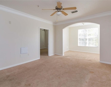12849 Madison Point Circle - Photo Thumbnail 7