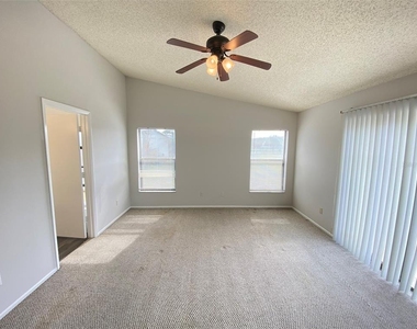 12948 Broakfield Circle - Photo Thumbnail 17