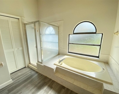 12948 Broakfield Circle - Photo Thumbnail 3
