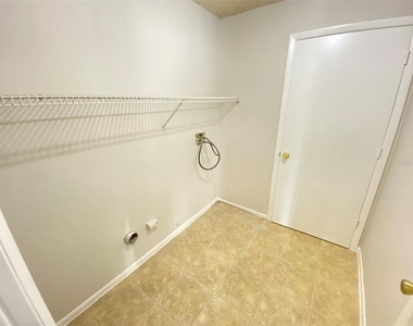 12948 Broakfield Circle - Photo Thumbnail 23