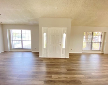 12948 Broakfield Circle - Photo Thumbnail 1