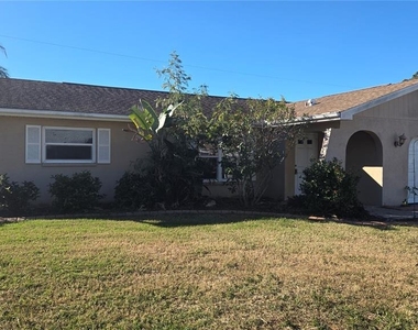 347 Holly Road - Photo Thumbnail 1