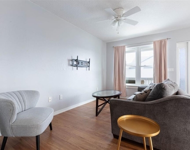 601 S Central Avenue - Photo Thumbnail 9