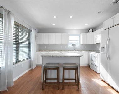 601 S Central Avenue - Photo Thumbnail 12