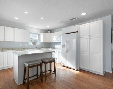 601 S Central Avenue - Photo Thumbnail 13