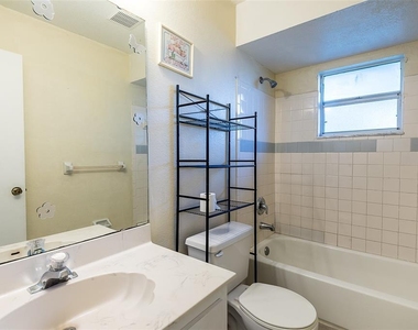 504 Vannell Street - Photo Thumbnail 21