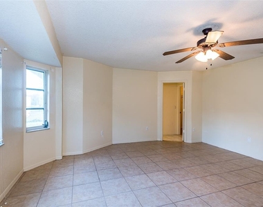 504 Vannell Street - Photo Thumbnail 14