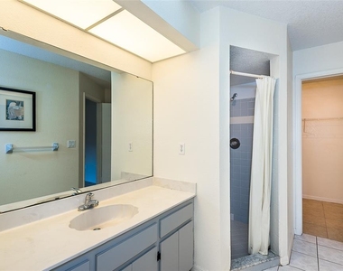 504 Vannell Street - Photo Thumbnail 17