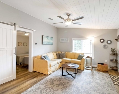 2537 Ashton Road - Photo Thumbnail 3