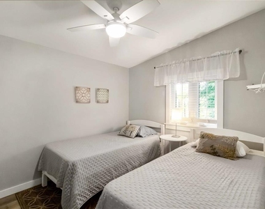 2537 Ashton Road - Photo Thumbnail 10