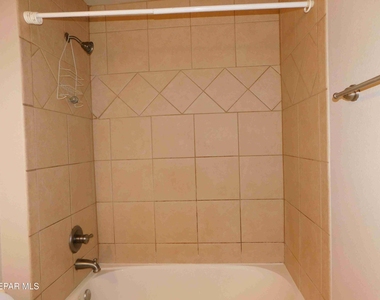 10021 Railroad Drive - Photo Thumbnail 24
