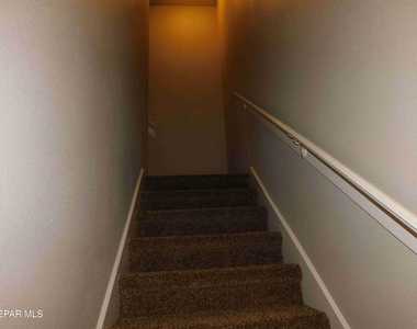 10021 Railroad Drive - Photo Thumbnail 13