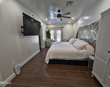 7321 Cuba Drive - Photo Thumbnail 28