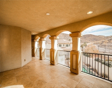 768 Tozzetti Lane - Photo Thumbnail 14