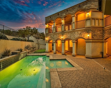 768 Tozzetti Lane - Photo Thumbnail 20