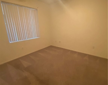 7151 S Durango Drive - Photo Thumbnail 6