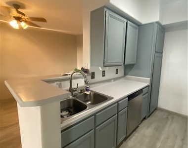 7151 S Durango Drive - Photo Thumbnail 27