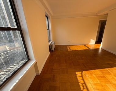 55 West 55th Street - Photo Thumbnail 8