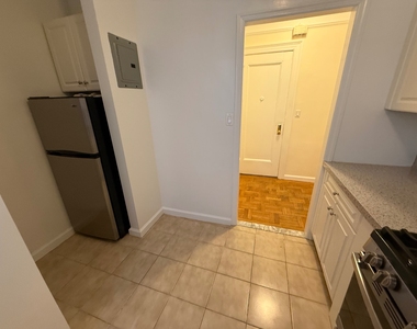 55 West 55th Street - Photo Thumbnail 5