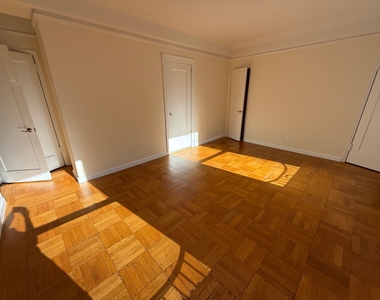 55 West 55th Street - Photo Thumbnail 7