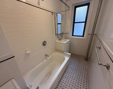 55 West 55th Street - Photo Thumbnail 12