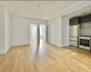 244 Hawthorne Street - Photo Thumbnail 5