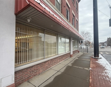 101 W Main Street - Photo Thumbnail 37