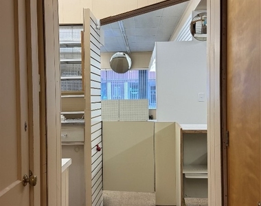 101 W Main Street - Photo Thumbnail 31