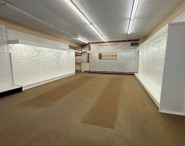 101 W Main Street - Photo Thumbnail 22