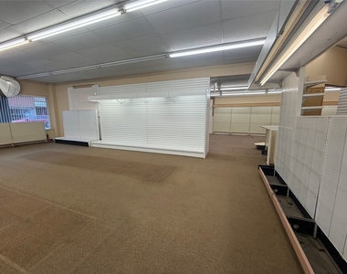 101 W Main Street - Photo Thumbnail 16