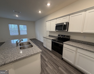 1204 Fagiolo Street - Photo Thumbnail 4