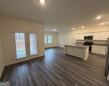 1204 Fagiolo Street - Photo Thumbnail 2