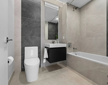219 Lenox Road - Photo Thumbnail 3