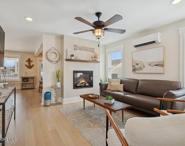 124 2nd Avenue - Photo Thumbnail 2