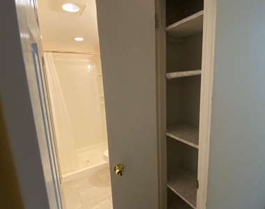 328 Jersey Avenue - Photo Thumbnail 22