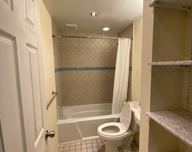 328 Jersey Avenue - Photo Thumbnail 11