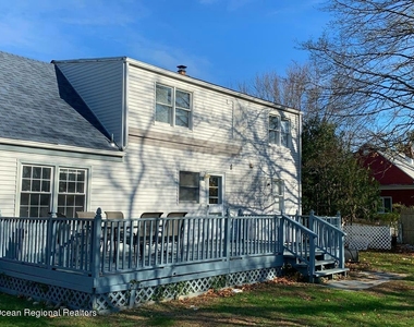 328 Jersey Avenue - Photo Thumbnail 2