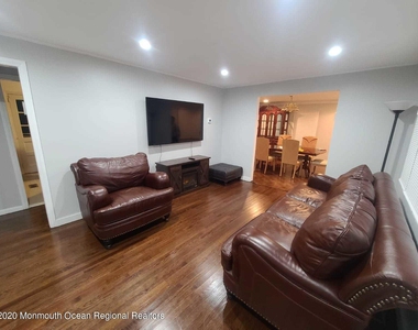 328 Jersey Avenue - Photo Thumbnail 4