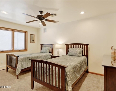 8 Ortley Avenue - Photo Thumbnail 34