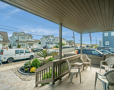 8 Ortley Avenue - Photo Thumbnail 36