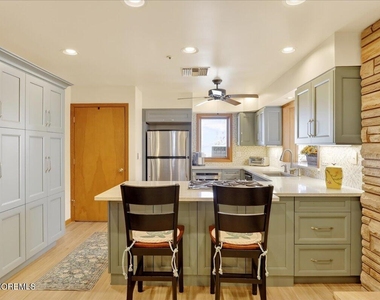 8 Ortley Avenue - Photo Thumbnail 15