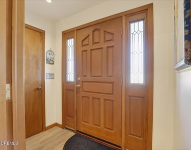 8 Ortley Avenue - Photo Thumbnail 8