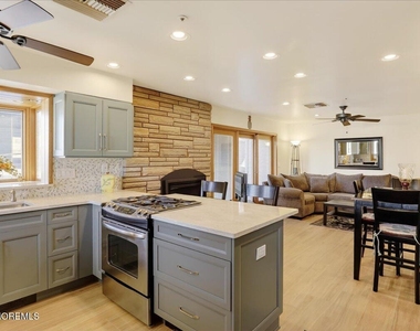 8 Ortley Avenue - Photo Thumbnail 16