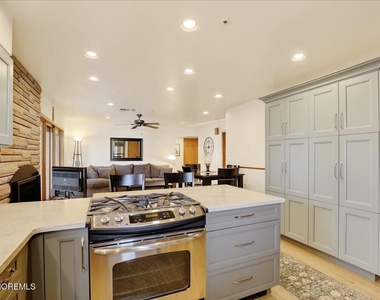 8 Ortley Avenue - Photo Thumbnail 14