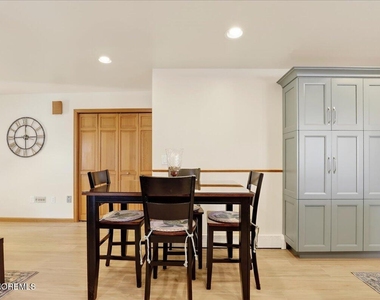 8 Ortley Avenue - Photo Thumbnail 19