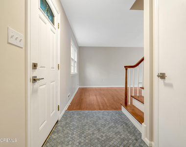 429 Lake Avenue - Photo Thumbnail 7