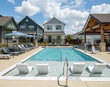 825 W Mayfield Road - Photo Thumbnail 18
