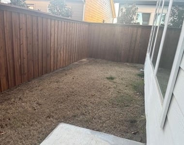 825 W Mayfield Road - Photo Thumbnail 14