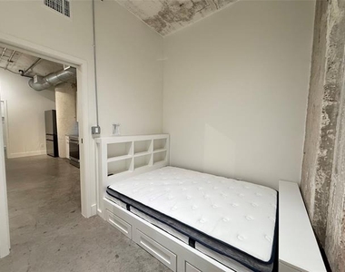 1122 Jackson Street - Photo Thumbnail 14